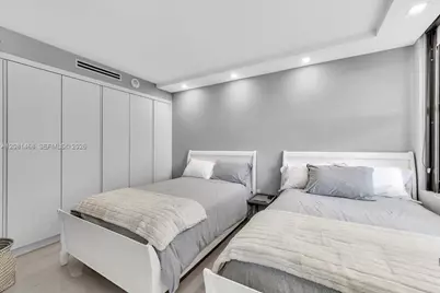 9801 Collins Ave #5U, Bal Harbour, FL 33154 - Photo 35