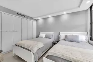 9801 Collins Ave, Bal Harbour, FL 33154 - Photo 35