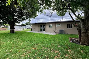 21002 NW 34th Ct, Miami Gardens, FL 33056 - Photo 5