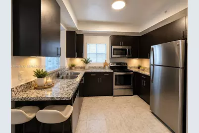 3429 W 80th St #201, Hialeah, FL 33018 - Photo 5