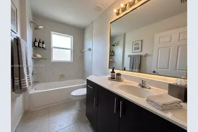 3429 W 80th St #201, Hialeah, FL 33018 - Photo 11