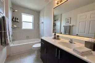 3429 W 80th St, Hialeah, FL 33018 - Photo 11