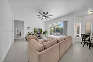 11142 Lakeland Cir, Other City - In The State Of Florida, FL 33913 - Photo 27