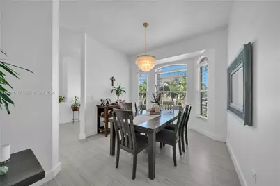 11142 Lakeland Cir, Other City - In The State Of Florida, FL 33913 - Photo 7