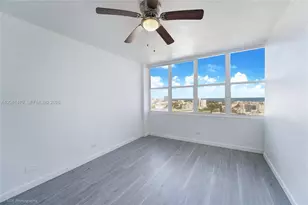 7441 Wayne Ave, Miami Beach, FL 33141 - Photo 5