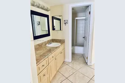 3475 N Country Club Dr #615, Aventura, FL 33180 - Photo 13