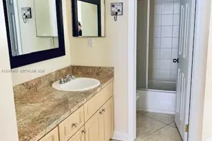 3475 N Country Club Dr, Aventura, FL 33180 - Photo 13