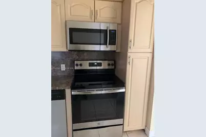 3475 N Country Club Dr #615, Aventura, FL 33180 - Photo 3