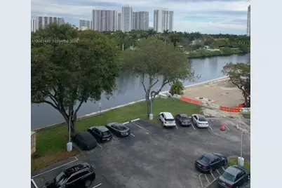 3475 N Country Club Dr #615, Aventura, FL 33180 - Photo 9