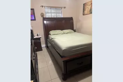 758 E 20th St, Hialeah, FL 33013 - Photo 7