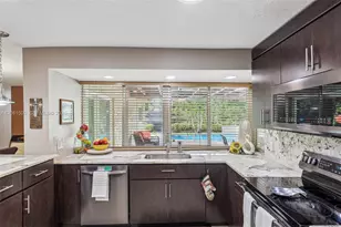 8835 NW 27th St, Coral Springs, FL 33065 - Photo 17
