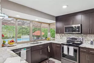 8835 NW 27th St, Coral Springs, FL 33065 - Photo 13