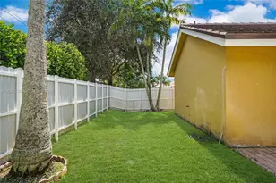 729 NW 161st Ave, Pembroke Pines, FL 33028 - Photo 11