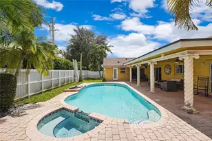 729 NW 161st Ave, Pembroke Pines, FL 33028 - Photo 35