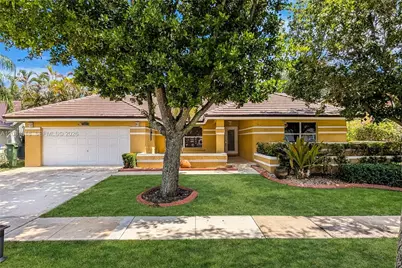 729 NW 161st Ave, Pembroke Pines, FL 33028 - Photo 1