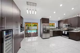 729 NW 161st Ave, Pembroke Pines, FL 33028 - Photo 7