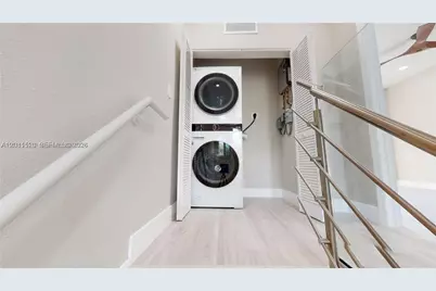 1286 NE 111th St, Miami, FL 33161 - Photo 15