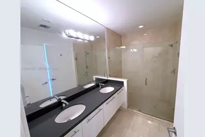 90 SW 3rd St #PH08, Miami, FL 33130 - Photo 9