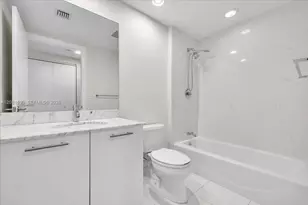 3000 Oasis Grabd Blvd, Fort Myers, FL 33916 - Photo 27