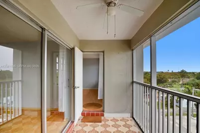 330 SE 2nd St #501G, Hallandale Beach, FL 33009 - Photo 27