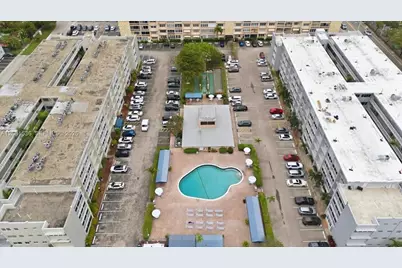 330 SE 2nd St #501G, Hallandale Beach, FL 33009 - Photo 5