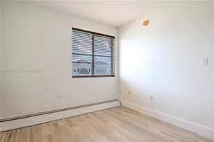 12527 NW 11th Ln, Miami, FL 33182 - Photo 9
