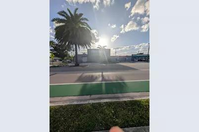 3555 N Andrews Ave, Oakland Park, FL 33309 - Photo 5