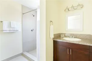 568 NE 66th St, Miami, FL 33138 - Photo 7