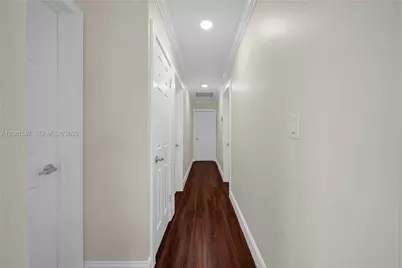 10275 SW 112th St, Miami, FL 33176 - Photo 21
