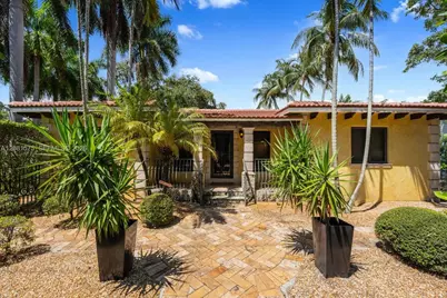 9204 NE 10th Ave, Miami Shores, FL 33138 - Photo 3