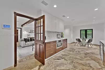 9204 NE 10th Ave, Miami Shores, FL 33138 - Photo 13