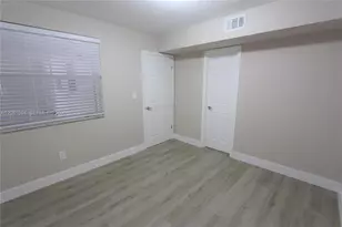 2880 N Oakland Forest Dr, Oakland Park, FL 33309 - Photo 21