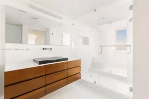 400 Alton Rd, Miami Beach, FL 33139 - Photo 17
