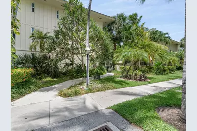 255 Sunrise Dr #307, Key Biscayne, FL 33149 - Photo 3