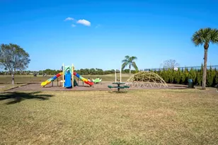 303 NW Somerset Cir, Port Saint Lucie, FL 34983 - Photo 29