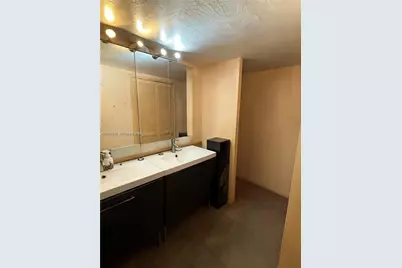 100 Ocean Lane Dr #303, Key Biscayne, FL 33149 - Photo 11