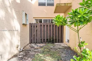 8941 NE 4th Avenue Rd, Miami Shores, FL 33138 - Photo 31