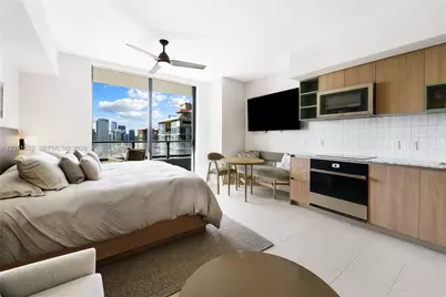 159 NE 6th St #3210, Miami, FL 33132 - Photo 5