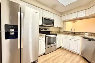 3023 Alcazar Pl, Palm Beach Gardens, FL 33410 - Photo 5