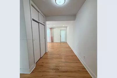 6944 Byron Ave #9, Miami Beach, FL 33141 - Photo 5