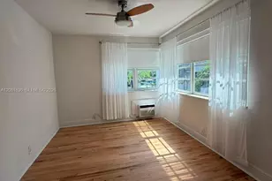 6944 Byron Ave, Miami Beach, FL 33141 - Photo 9