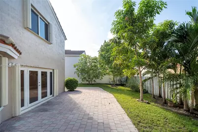 19144 NW 13th St, Pembroke Pines, FL 33029 - Photo 23