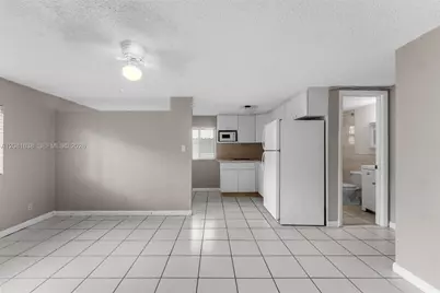 2018 SW 103rd Ct, Miami, FL 33165 - Photo 15