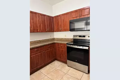 10242 NW 7th St #204, Miami, FL 33172 - Photo 13