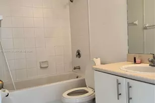 10242 NW 7th St, Miami, FL 33172 - Photo 15