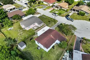 1041 NW 24th Terrace, Fort Lauderdale, FL 33311 - Photo 17