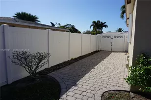 4857 Alfresco St, Boca Raton, FL 33428 - Photo 27