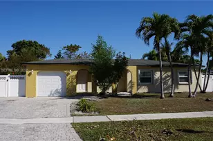 4857 Alfresco St, Boca Raton, FL 33428 - Photo 1