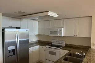 19501 W Country Club Dr, Aventura, FL 33180 - Photo 19