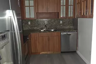 7300 NW 17th St, Plantation, FL 33313 - Photo 1